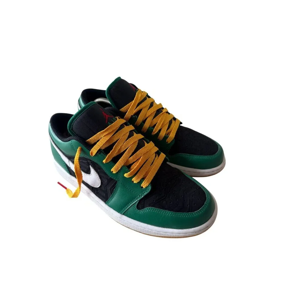 Nike Air Jordan 1 Low SE Holiday Special Malachite Green Sneakers Size 9 - Picture 2 of 10